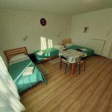 Argonauti With Free Parking Apartment Pula Exterior foto